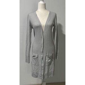 Halogen long light button front sweater M